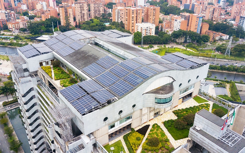 Edificio EPM estrena sistema de autogeneración solar