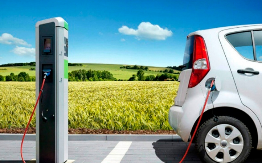 La energía para cargar vehículos eléctricos exenta del 20% de la contribución