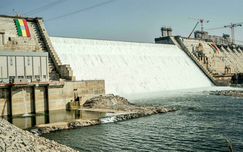 Etiopía comienza a producir electricidad en la &quot;gran represa&quot; del Nilo Azul