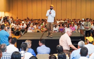 En la Primera Asamblea Caribe: Gobierno y comunidad buscan soluciones energéticas justas